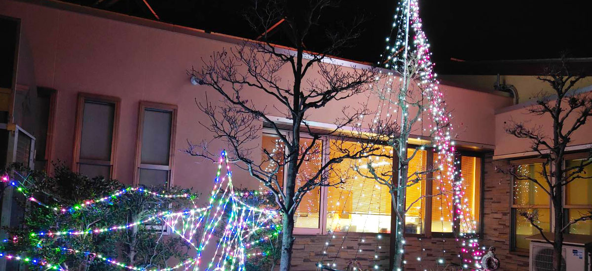 橋本こどもクリニック　クリスマス　イルミネーション